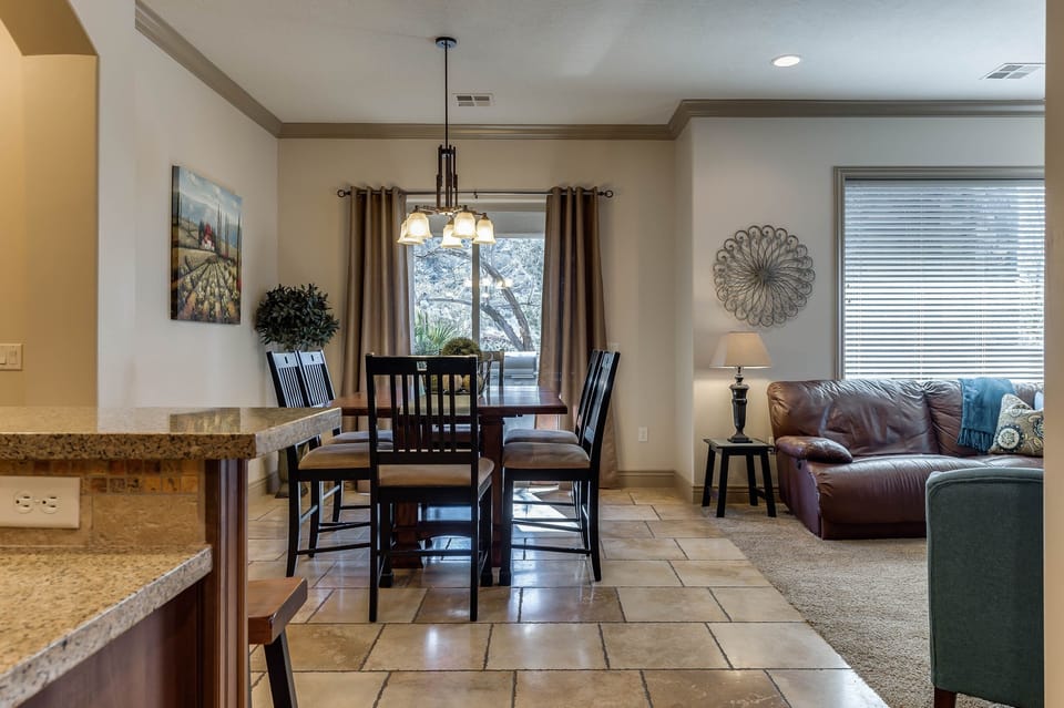 Condo, 3 Bedrooms | Interior