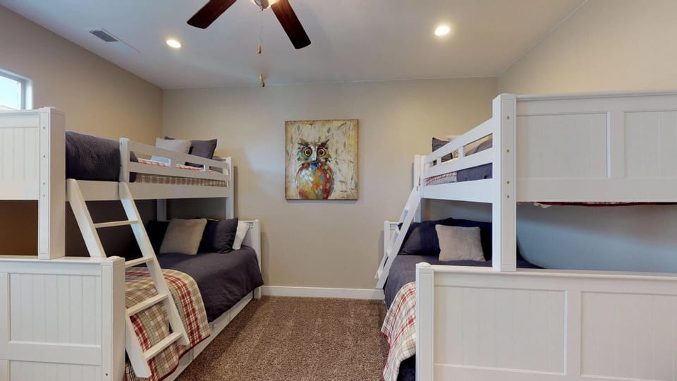 Townhome, 3 Bedrooms | 3 bedrooms, free WiFi