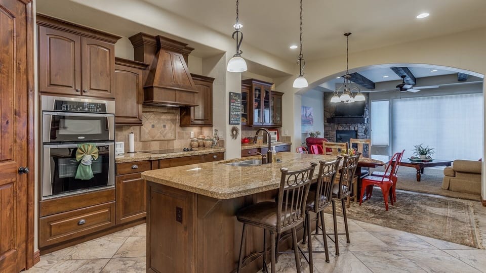 Townhome, 3 Bedrooms | Private kitchen | Coffee/tea maker, fridge, oven, toaster
