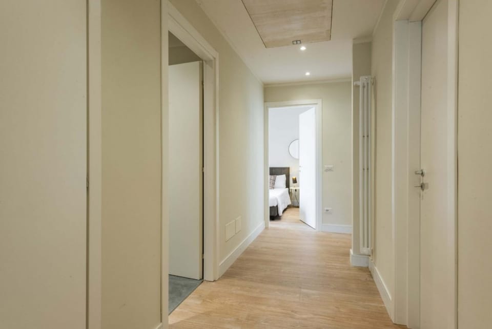 Apartment, 4 Bedrooms | Room amenity