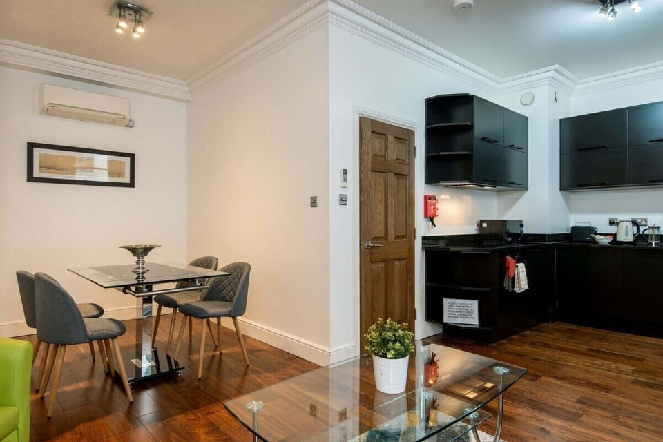 Air Conditioning Throughout