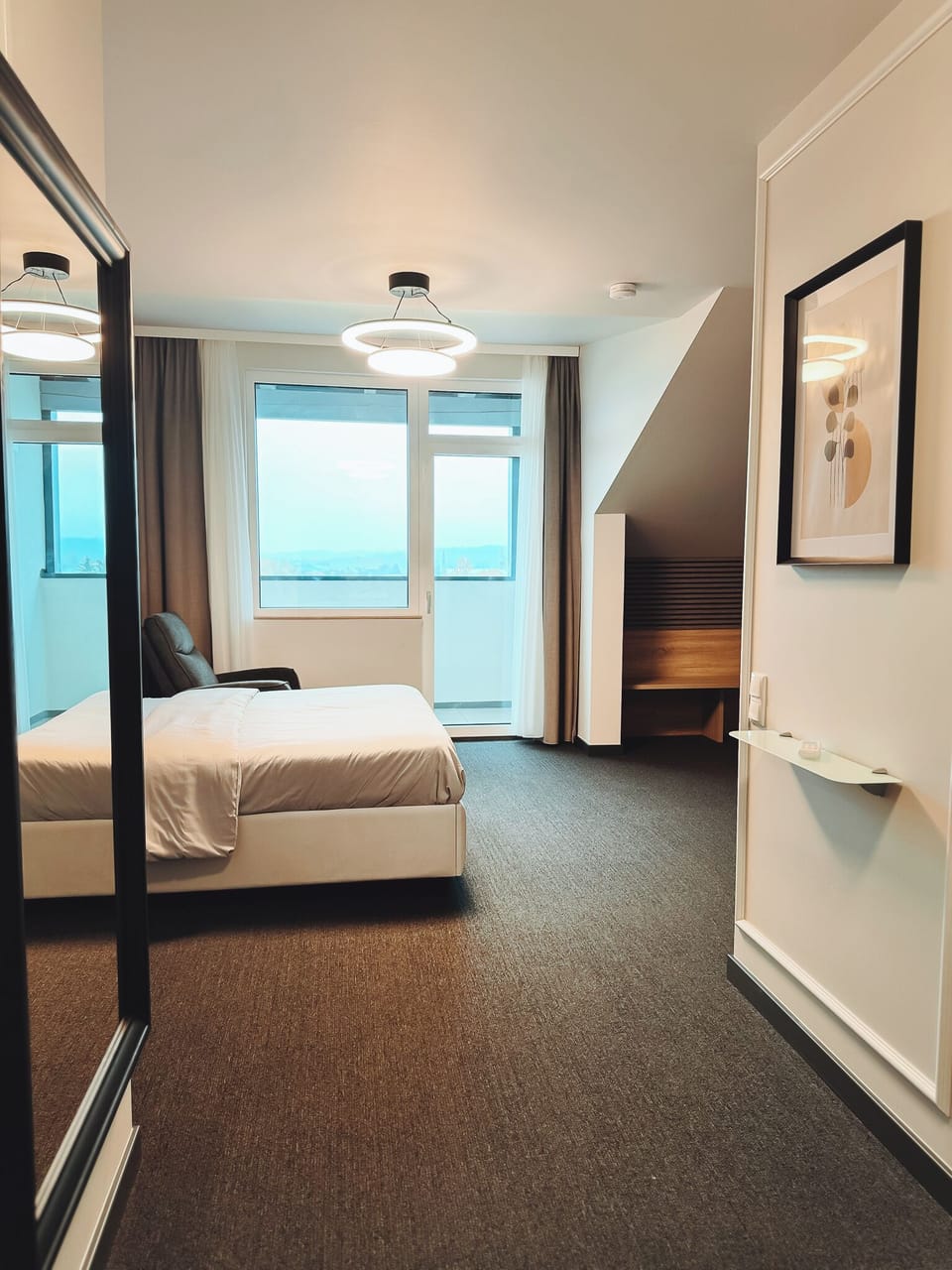 Premium Studio Suite | Free WiFi, bed sheets