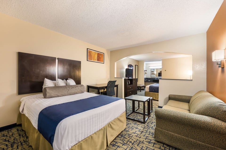 Egyptian cotton sheets, premium bedding, desk, laptop workspace