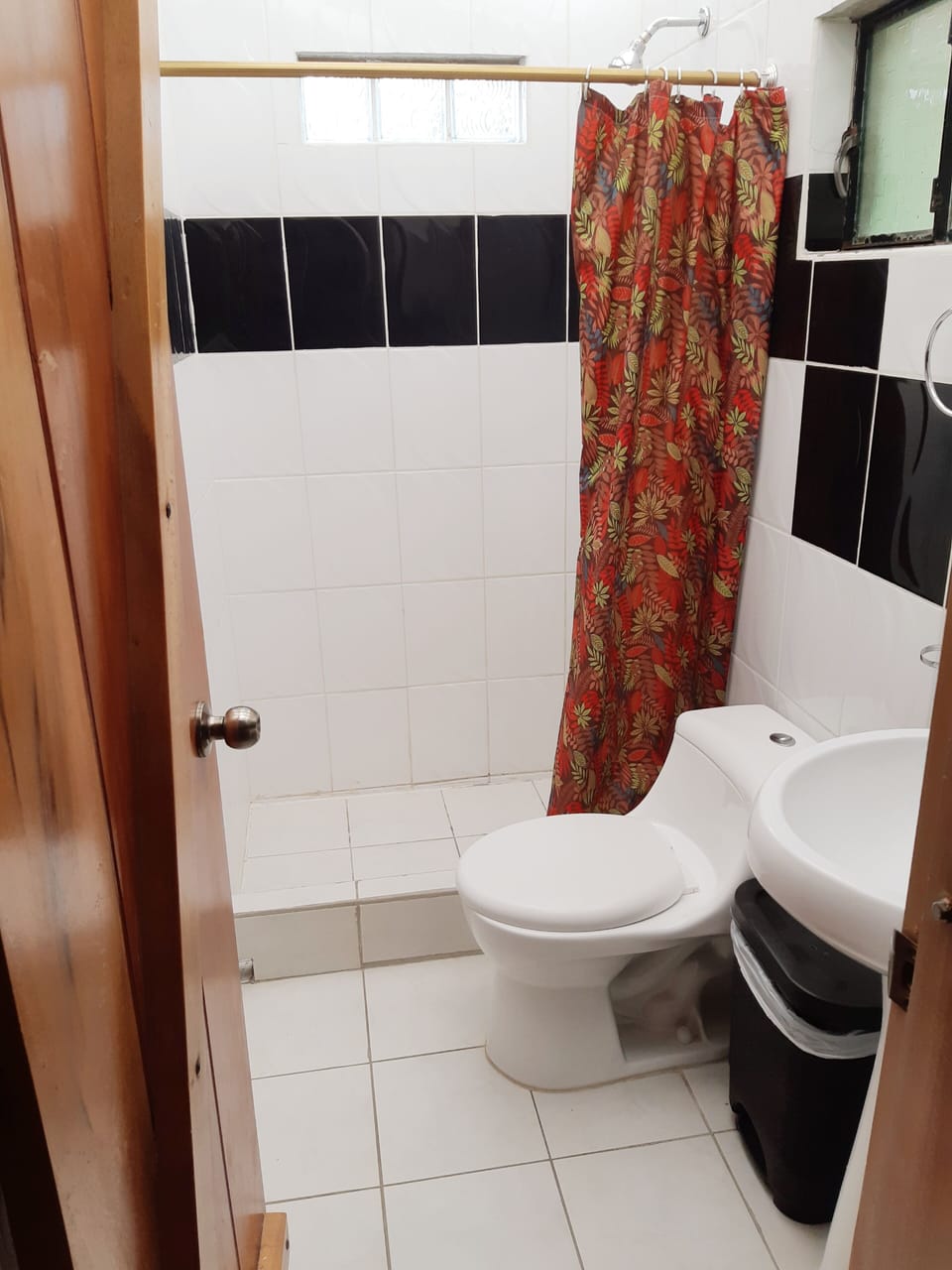 Shared Dormitory | Bathroom | Shower, rainfall showerhead, towels, soap