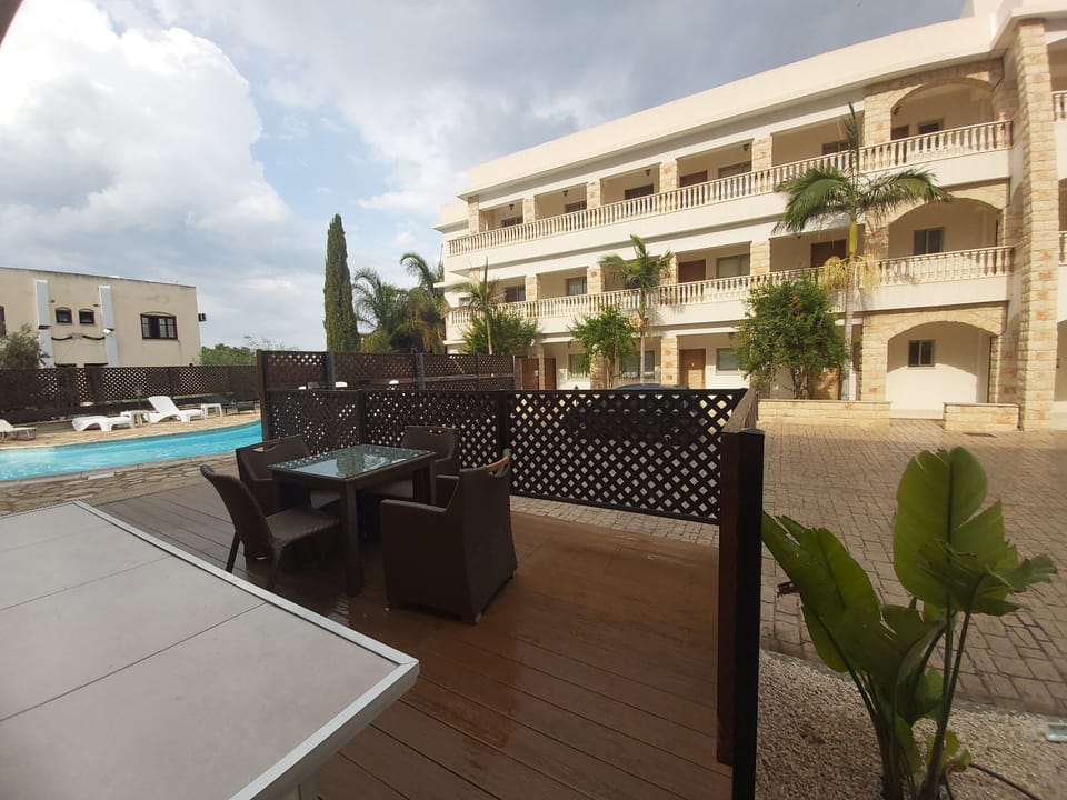 Decking ,pool bar