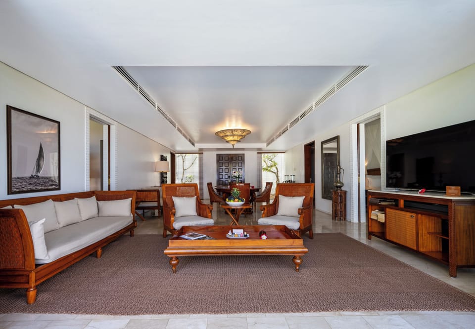 Presidential Villa (Pool) | 1 bedroom, minibar, in-room safe, desk