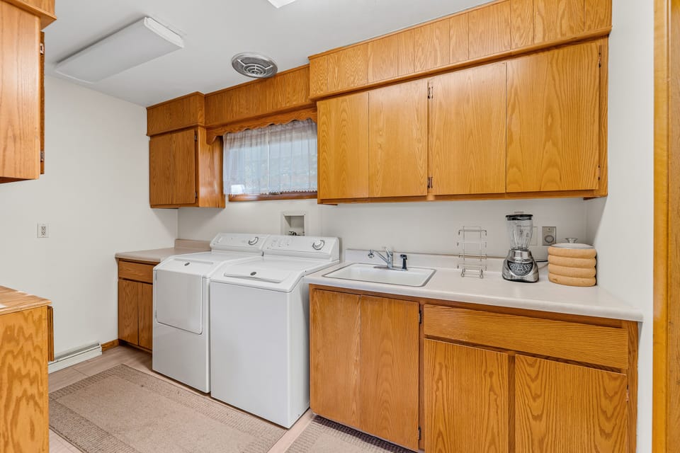 Laundry room. 