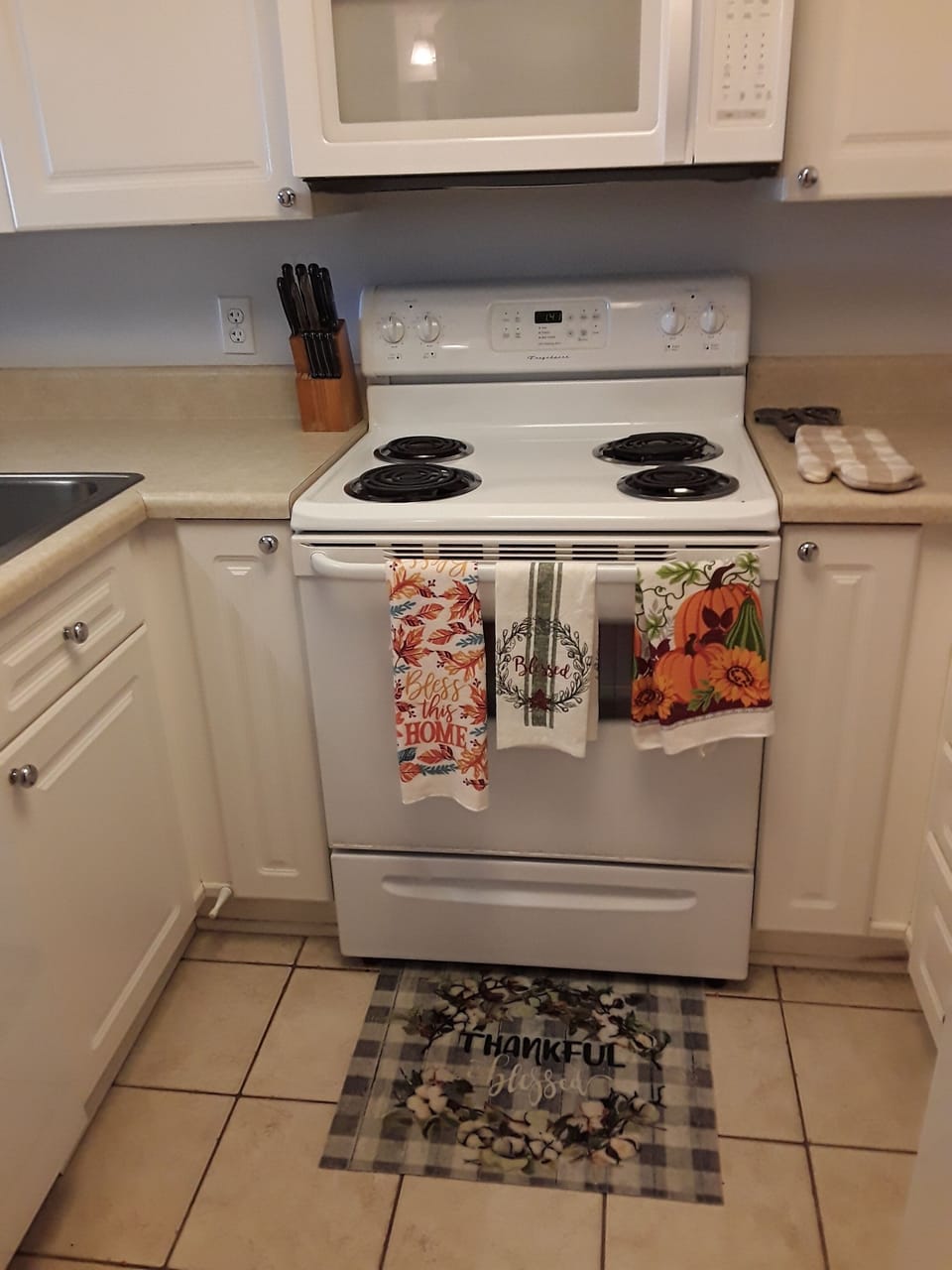 Fully equipped kitchen