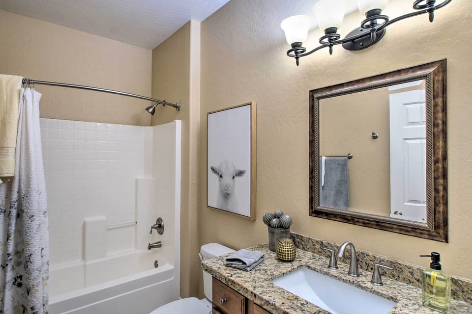 Full Bathroom
