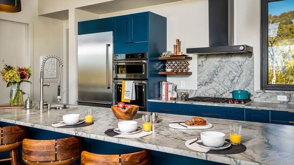 Kitchen, Main Level