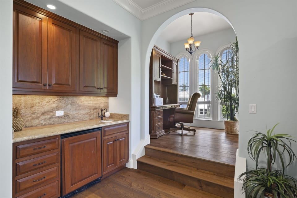 Master Suite 1- 3rd Level