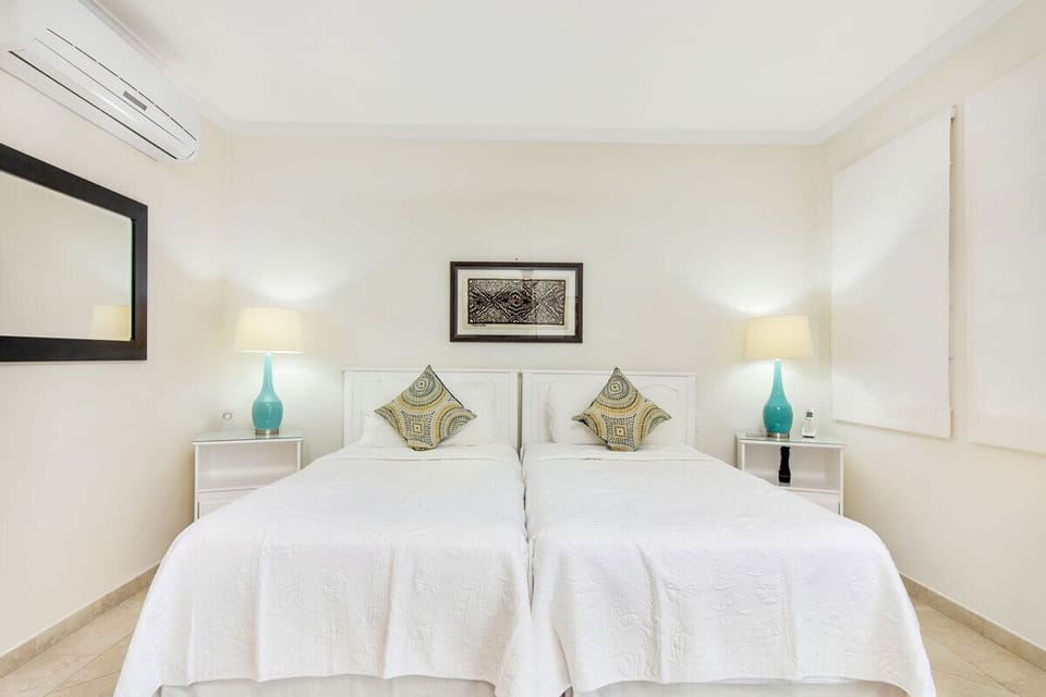 Sapphire Beach 102 - Bedroom 2 - Ground Floor