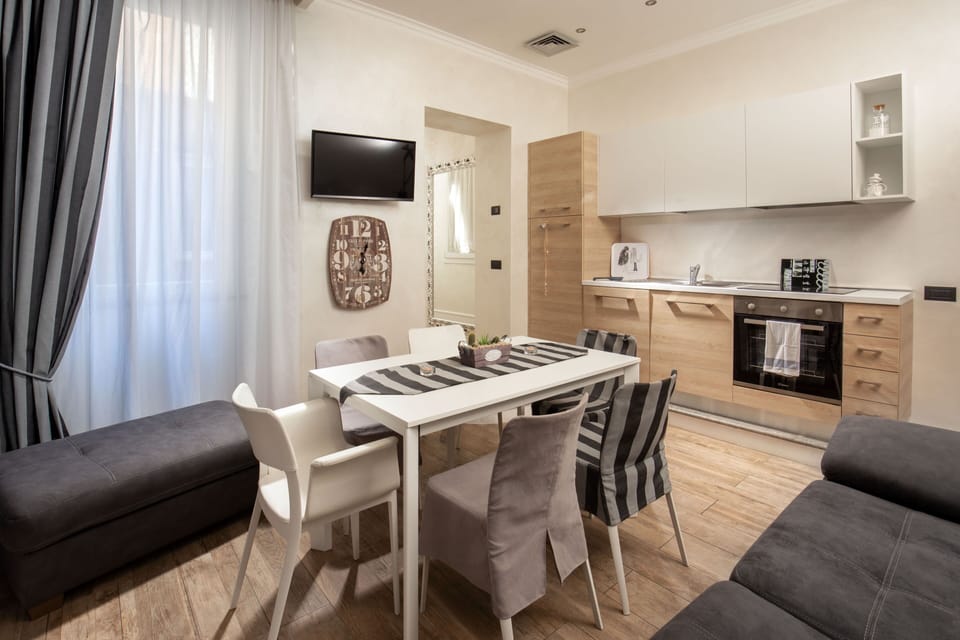 Superior Double Room (Gange) | Private kitchen | Espresso maker, coffee/tea maker, electric kettle