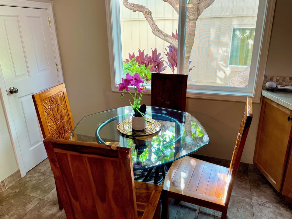 Dinning table