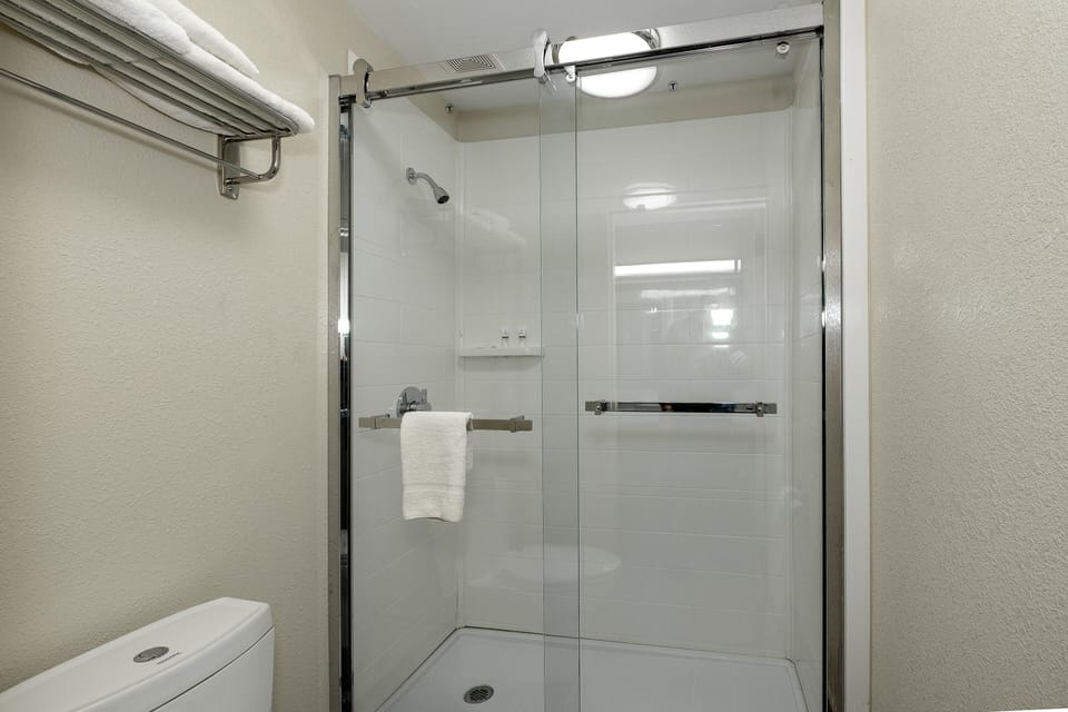Shower, free toiletries, hair dryer, towels
