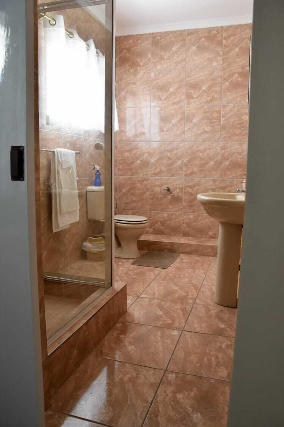Free toiletries, hair dryer, bathrobes, towels