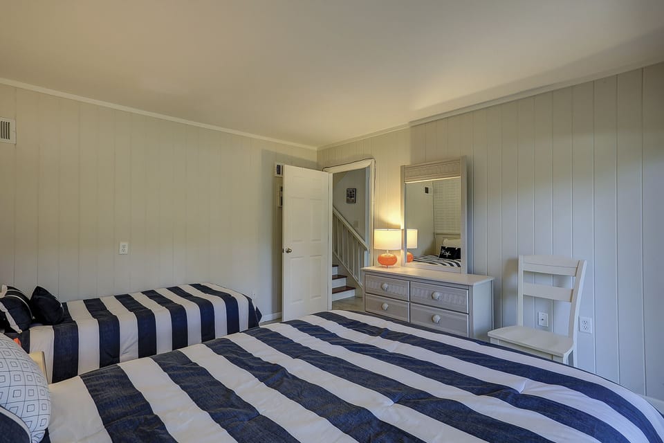 Lower level guest bedroom