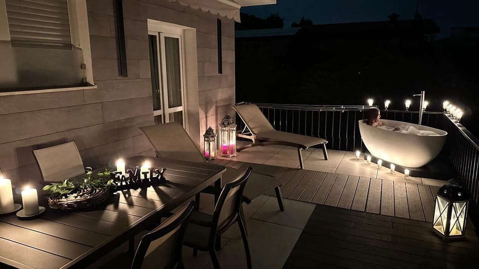 Exclusive Studio Suite (Fede) | Down comforters, Select Comfort beds, soundproofing, WiFi (free)