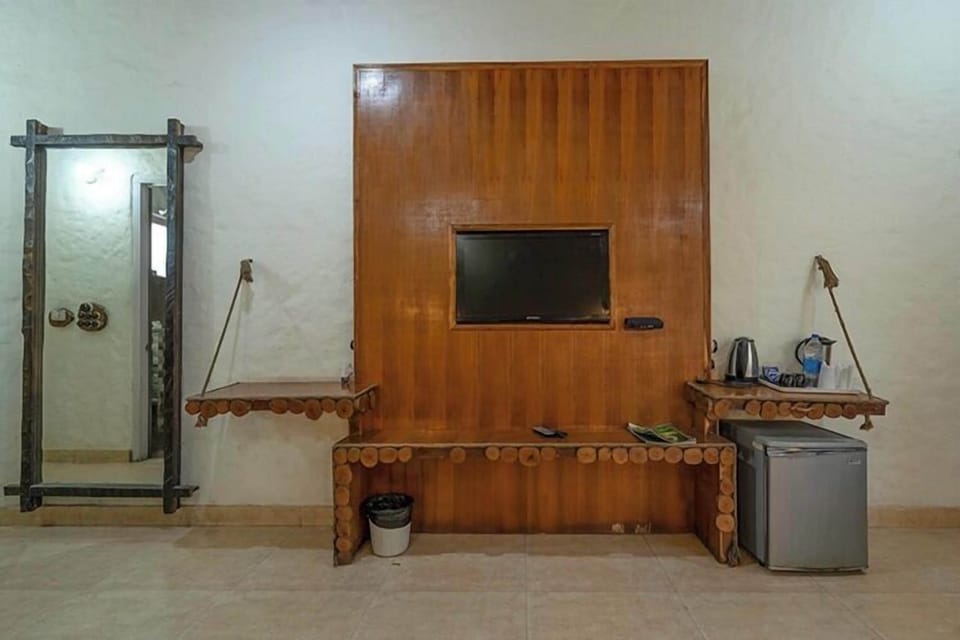 Executive Room | In-room safe, desk, free WiFi, bed sheets