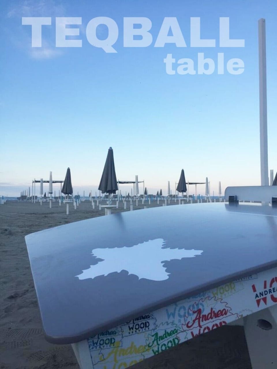 Private beach nearby, sun loungers, beach umbrellas