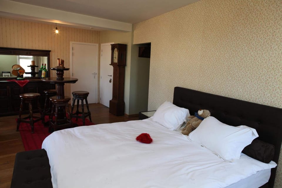 In-room safe, blackout drapes, free WiFi, bed sheets