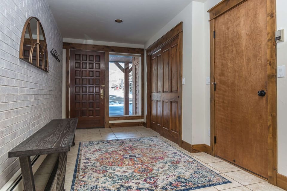 Entryway into Moraine Circle 30 with tons of storage