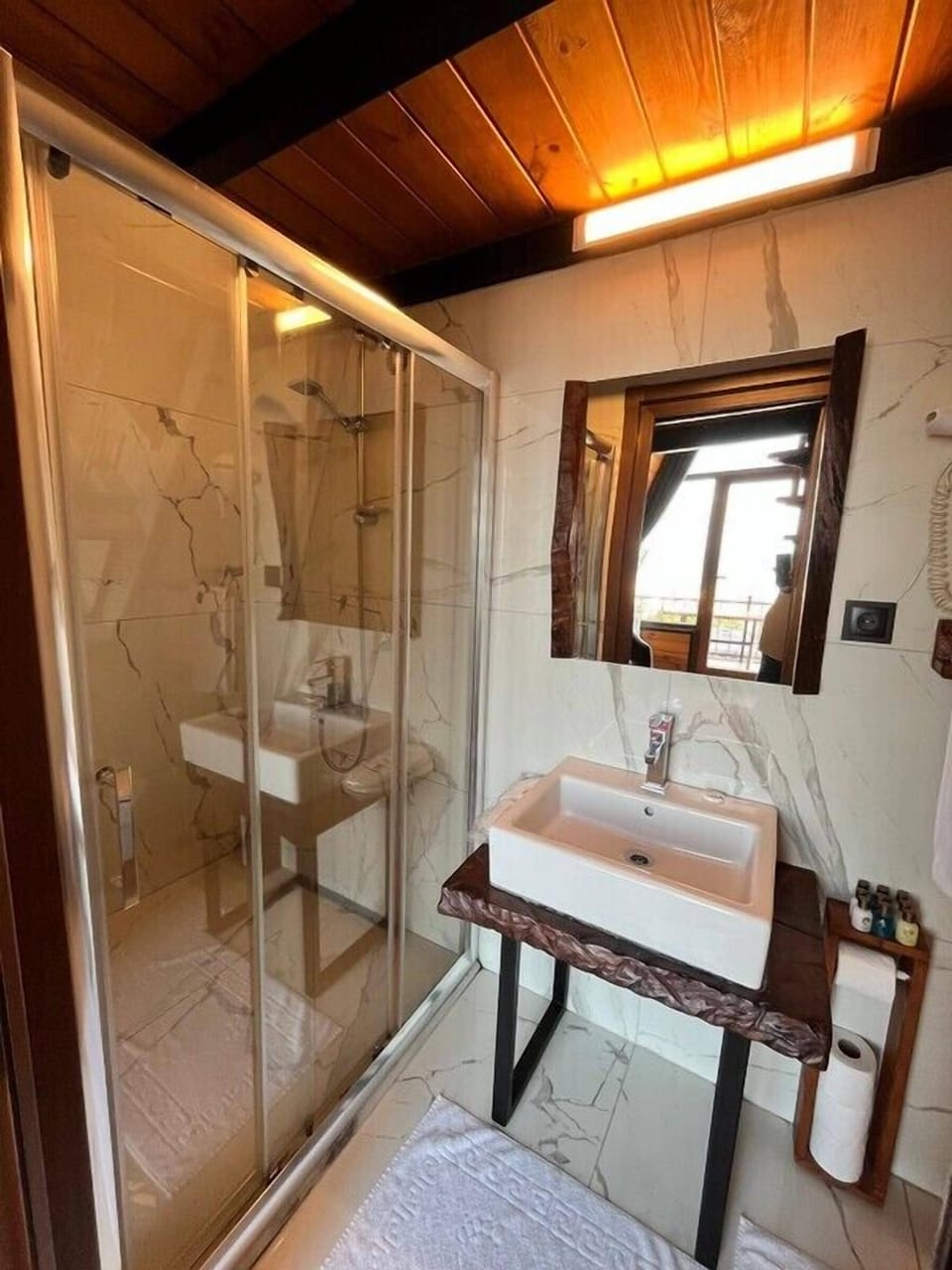 Shower, free toiletries, hair dryer, soap