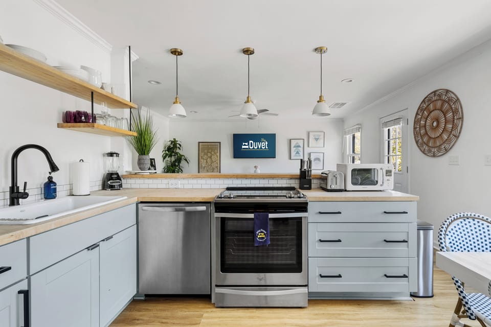 Timeless Comfort only Blocks to King | Rose Suite