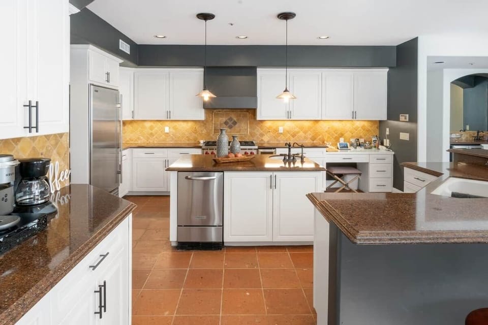 Kitchen with ice maker