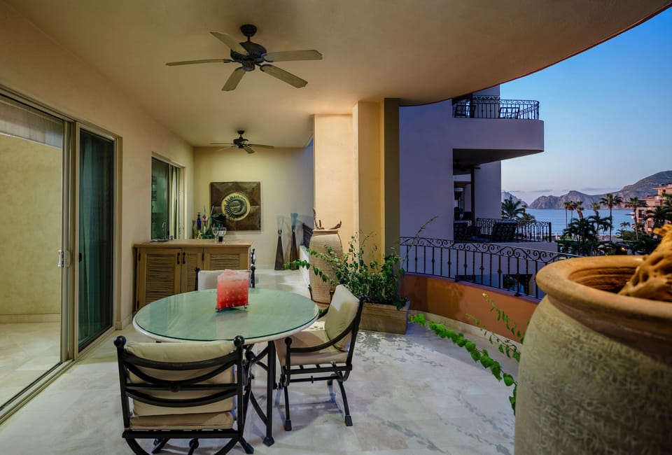 Extra large terrace, enter from Living Area, Master Suite or Guest Suite