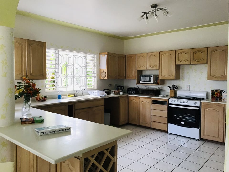 New appliances in large kitchen!