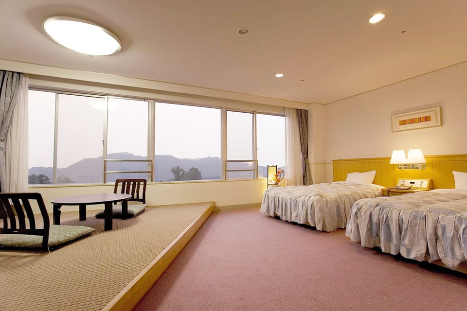 In-room safe, desk, soundproofing, WiFi (free)