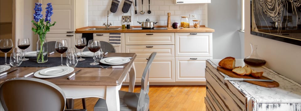 Apartment, 3 Bedrooms | Private kitchen | Full-size fridge, microwave, stovetop, cookware/dishes/utensils