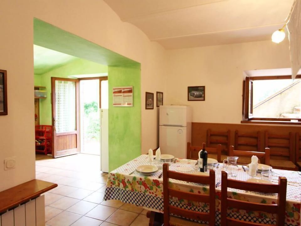 Villa, Multiple Bedrooms, Non Smoking | In-room dining