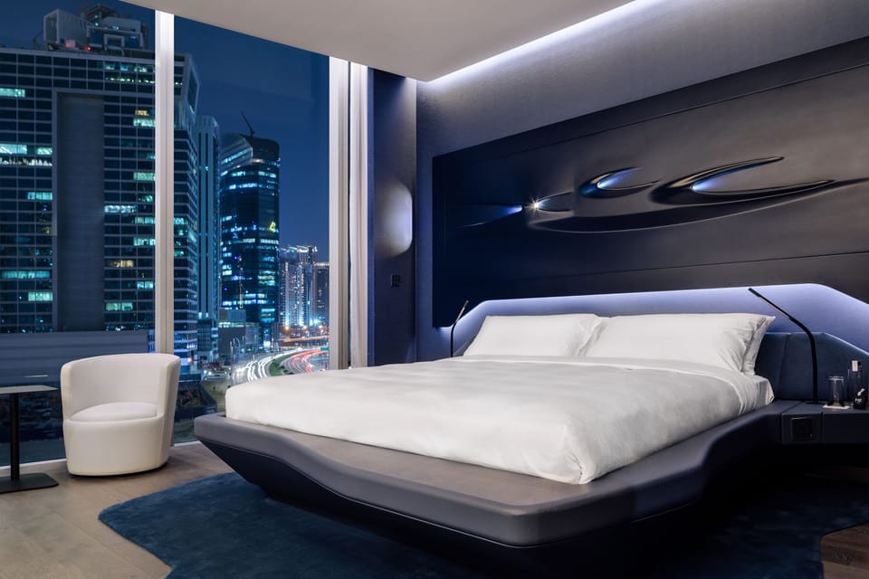 Frette Italian sheets, premium bedding, pillowtop beds, minibar