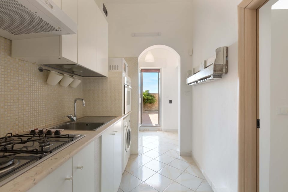 Standard House, 1 Bedroom | Private kitchen | Full-size fridge, microwave, oven, stovetop