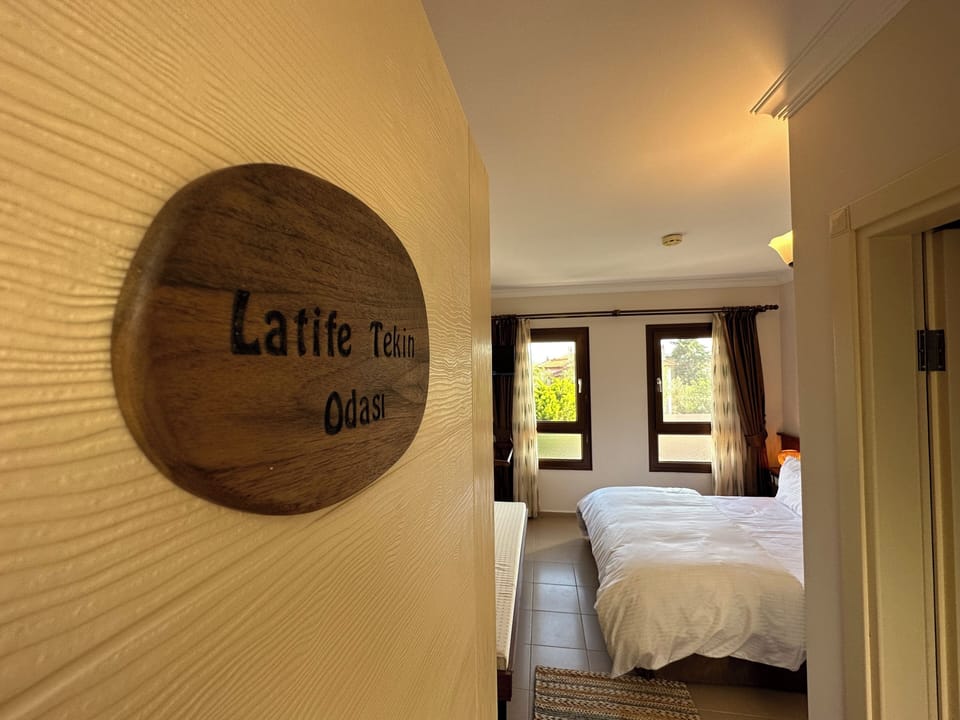 Standard Triple Room | Free WiFi