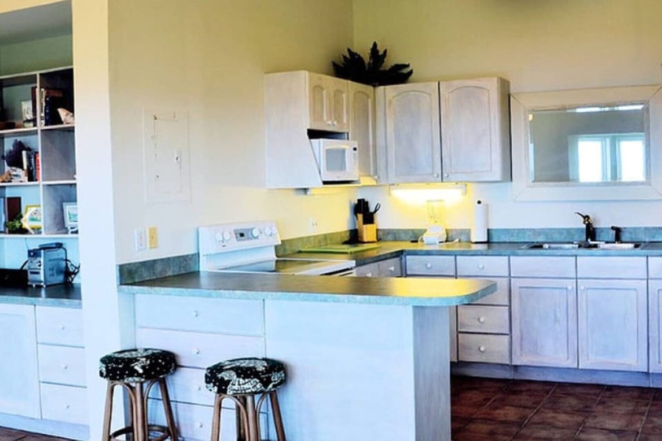 Full kitchen- Seawings Villa | Dragon Cay Resort, Mudjin Harbour