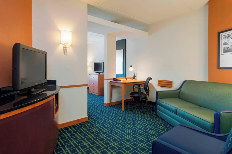 32-inch TV with satellite channels