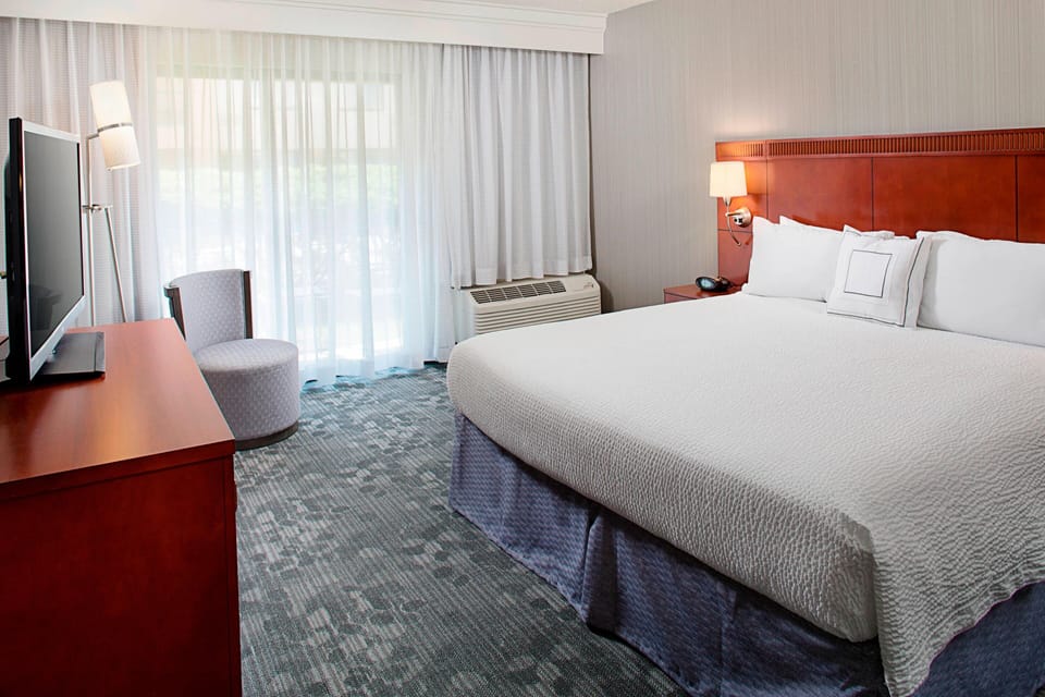 In-room safe, desk, blackout drapes, iron/ironing board