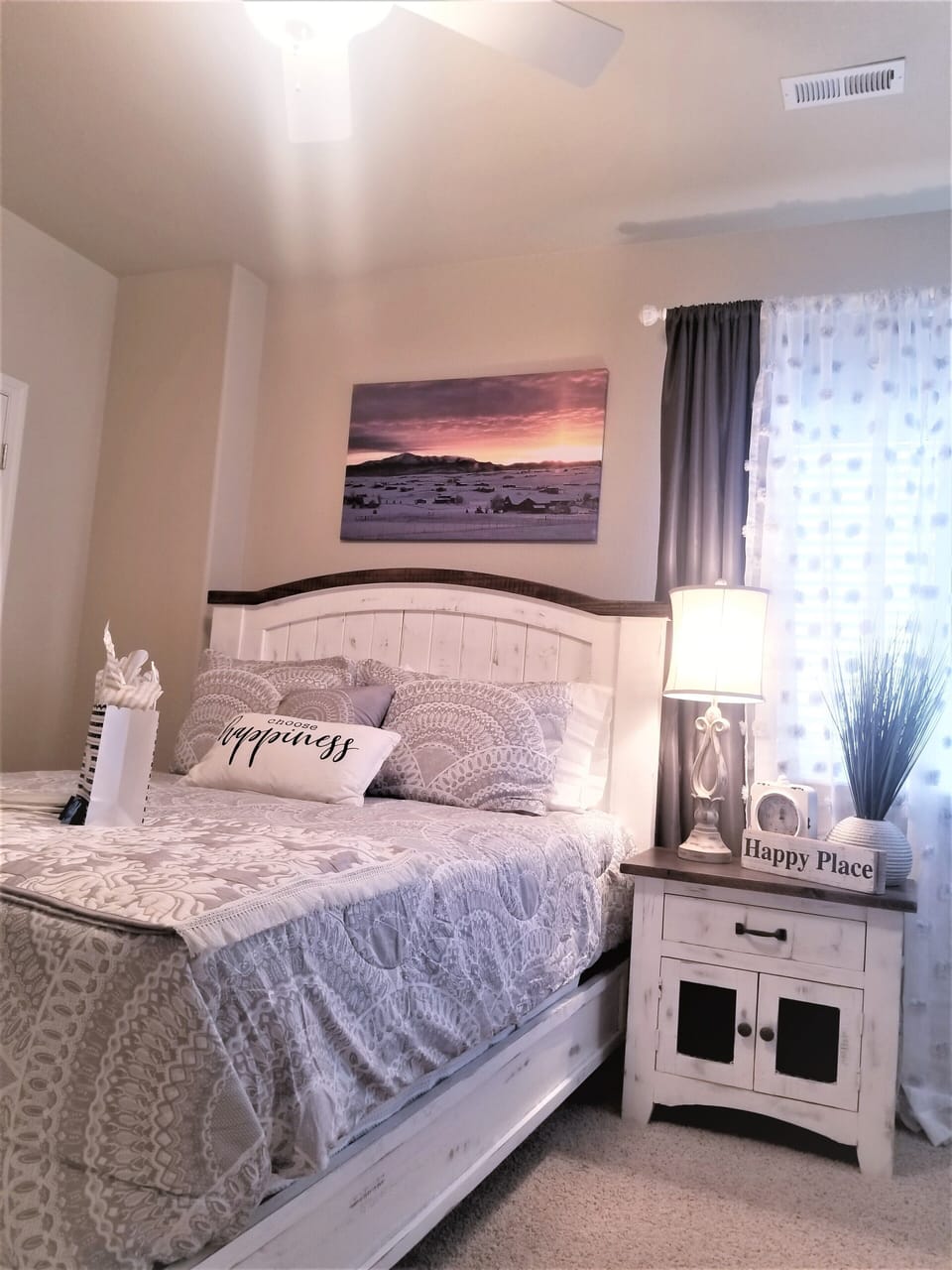 Egyptian cotton sheets, premium bedding, down comforters, pillowtop beds