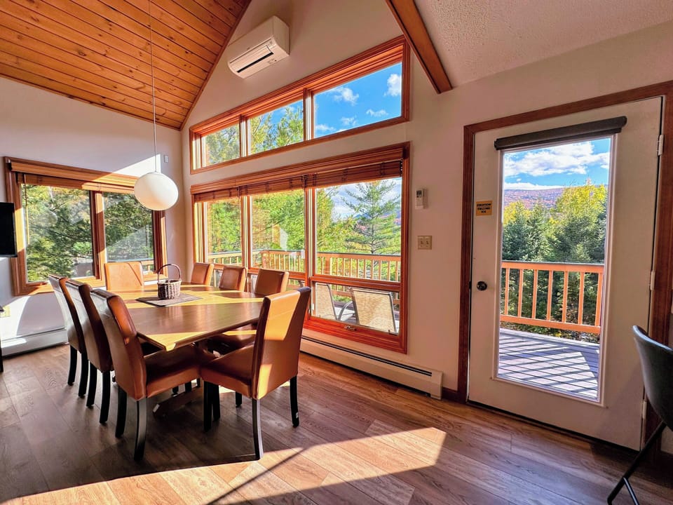 With plenty of seating and natural light, every meal feels special!