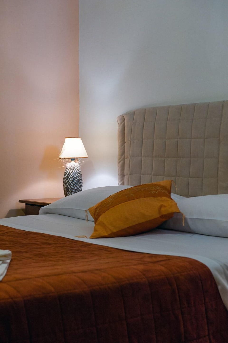 Double Room | Desk, free cribs/infant beds, free WiFi, bed sheets
