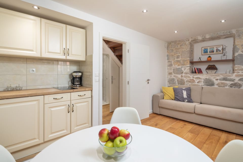 Kitchen and living room