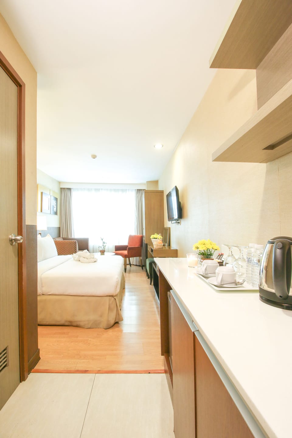 Deluxe Twin Room | Coffee and/or coffee maker