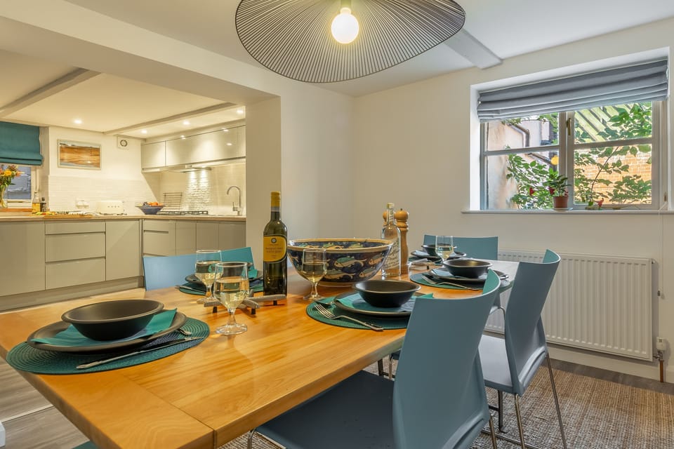 Ground floor: The dining area and kitchen