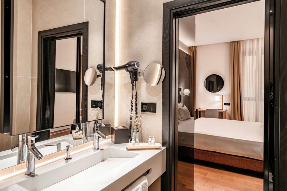 Rainfall showerhead, hair dryer, bathrobes, slippers