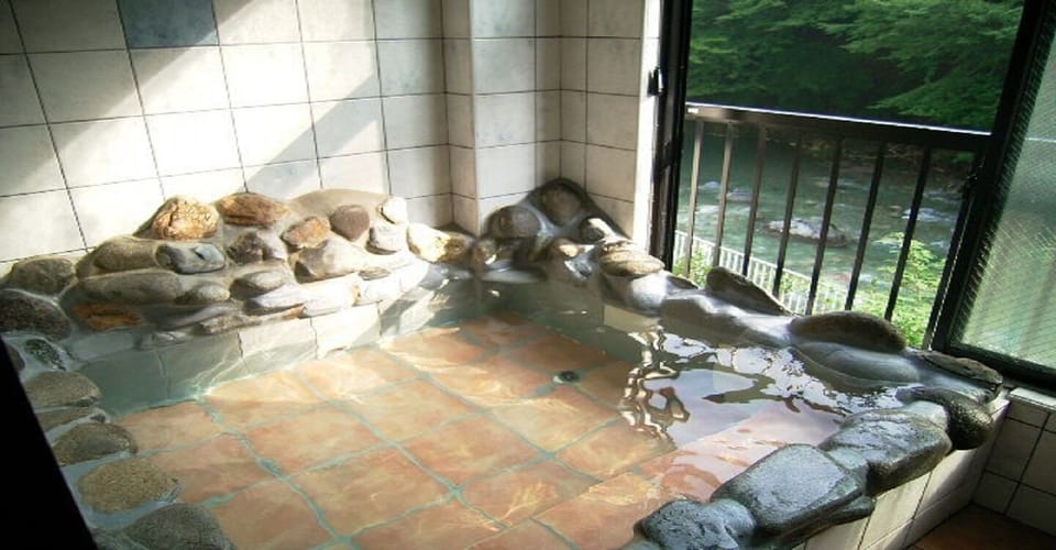 Outdoor bath
