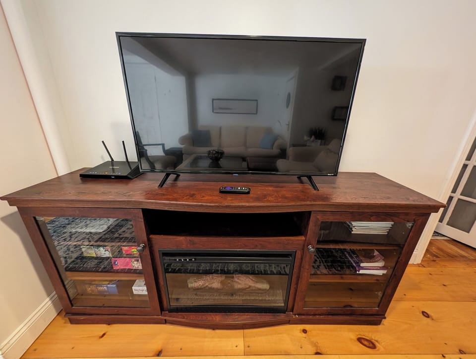 TV is loaded with Netflix, Hulu, etc.