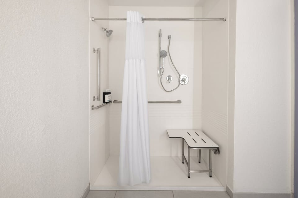Standard Room, 1 King Bed, Mobility Accessible (Communications) | Individually furnished, desk, laptop workspace, iron/ironing board